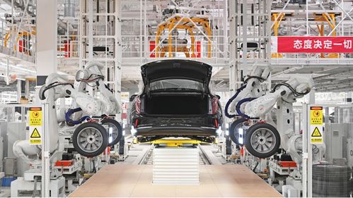一汽红旗繁荣工厂 抢占新能源汽车行业制高点,争当红旗高品质产品智造者
